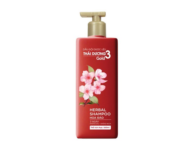 Dầu gội dược liệu Thái Dương 3 Gold hương hoa đào sạch gàu, mềm mượt (chai 500ml)