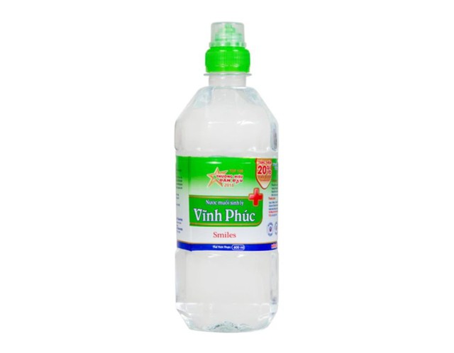 Nước muối Vĩnh Phúc Smiles dùng vệ sinh răng miệng, làm sạch vết thương ngoài da (Chai 600ml)