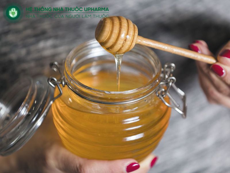 cách trị ho tại nhà cho người lớn bằng mật ong