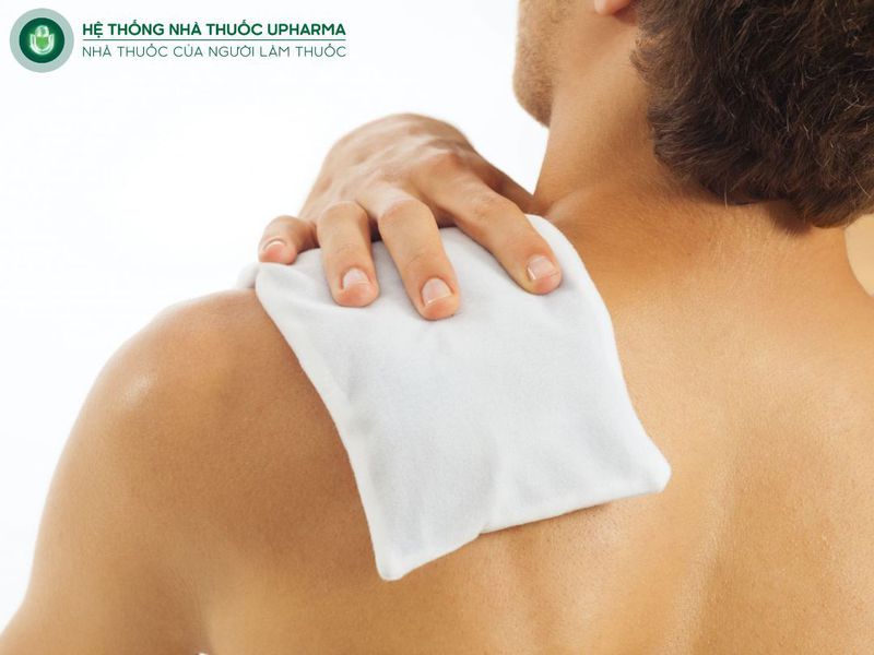 đắp xương rồng ngoài da chữa xương khớp