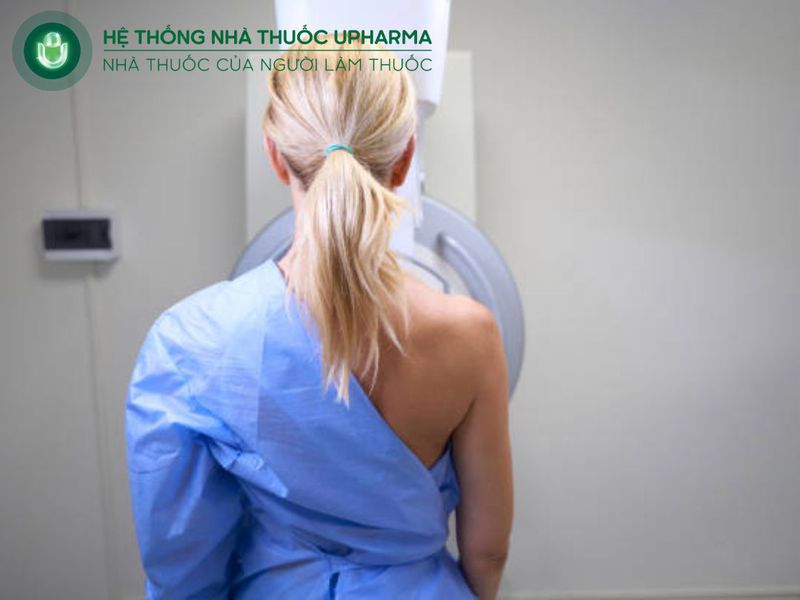 Chụp X- quang ngực giúp phát hiện viêm phế quản phổi