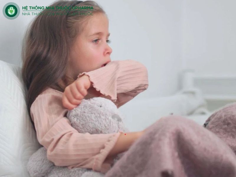 dấu hiệu cần đưa trẻ đi khám ngay