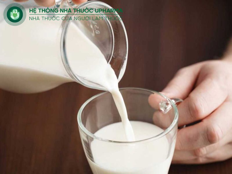 mẹ bầu thiếu canxi nên ăn sữa